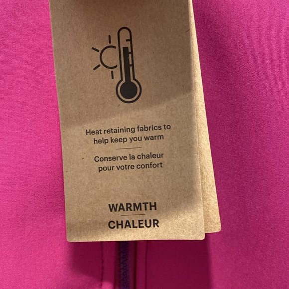 NWT! ASICS hooded softshell jacket!  💕 - Picture 6 of 7